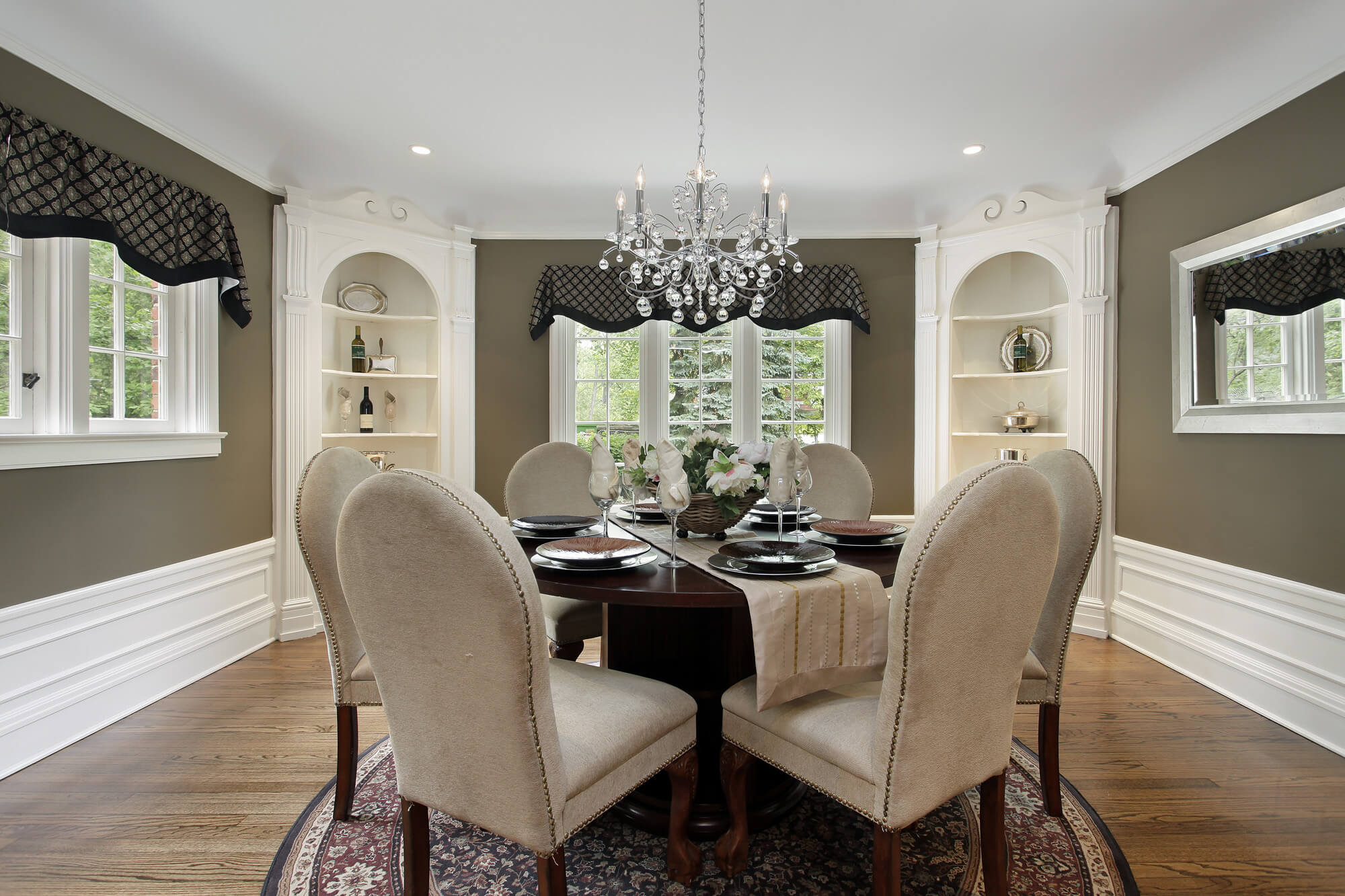 types of dining room layout